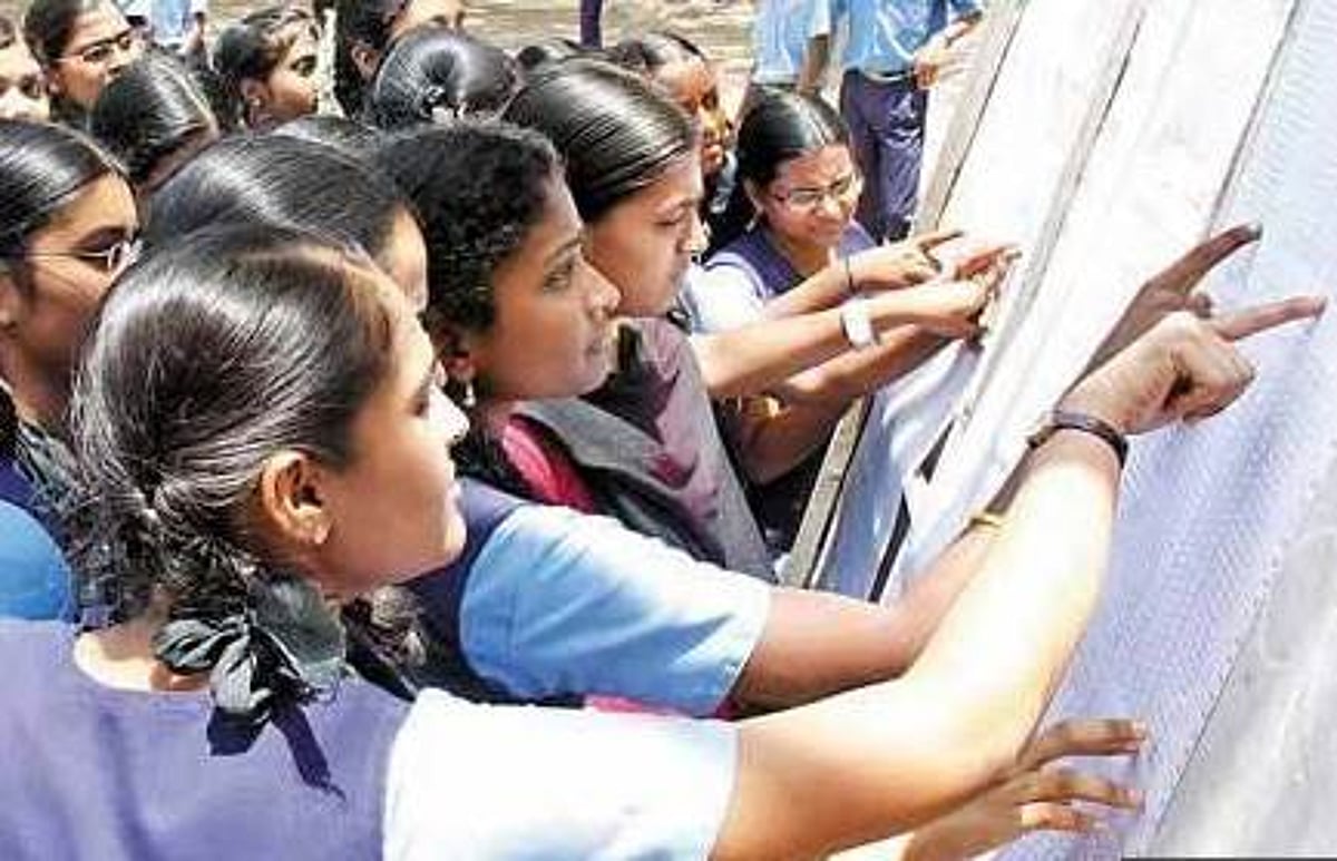 +2 தேர்வு: முன்னாள் ஸ்டேட் டாப்பர்கள், இப்போது என்ன செய்கிறார்கள்?